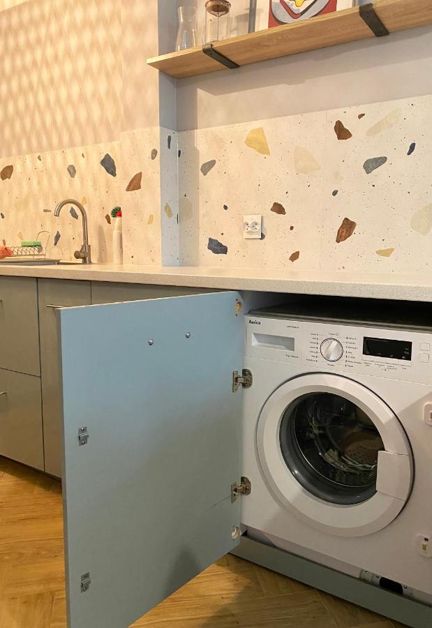 Apartment Close To Metro, 8 Minutes To Centrum And Near Airport Warszawa Exteriör bild