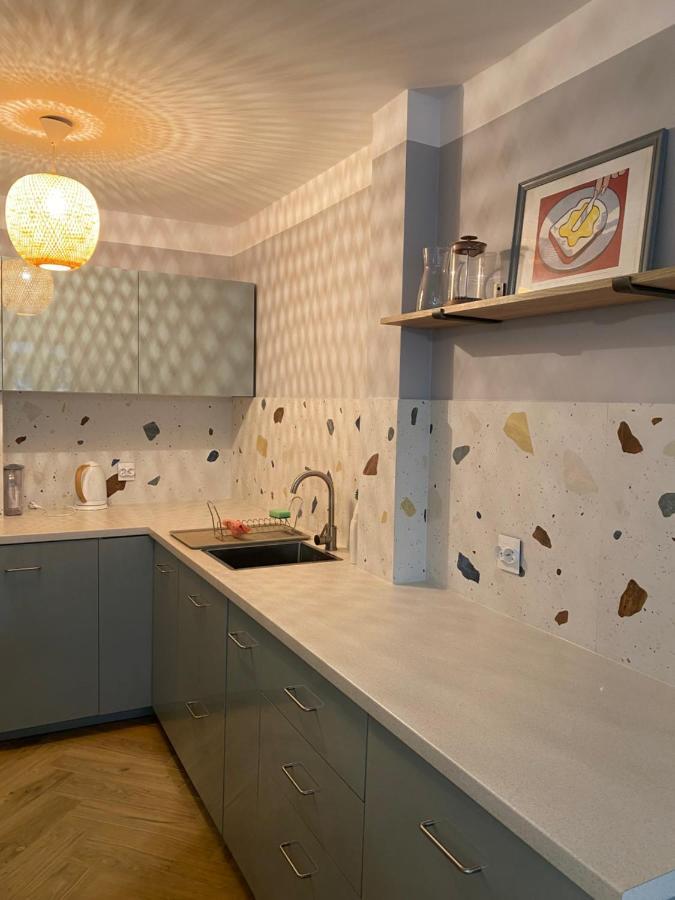 Apartment Close To Metro, 8 Minutes To Centrum And Near Airport Warszawa Exteriör bild