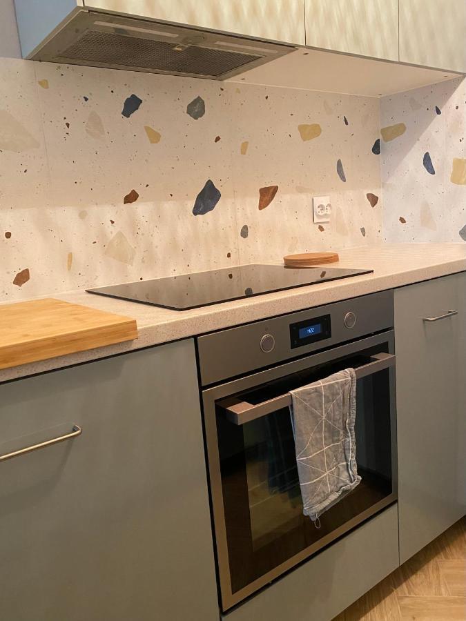 Apartment Close To Metro, 8 Minutes To Centrum And Near Airport Warszawa Exteriör bild